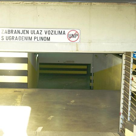스플리트 Bura2 , With Private Parking In The Garage 아파트 외부 사진
